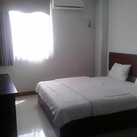 Zameena Guest House Cimahi Bagian luar foto
