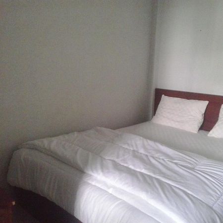 Zameena Guest House Cimahi Bagian luar foto